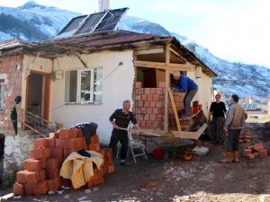 Faciaya ramak kala! Dev kaya...