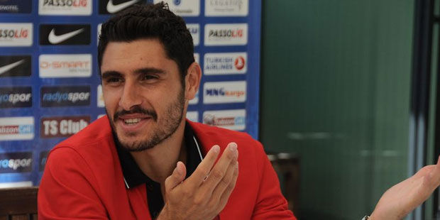 Özer gözden düşüyor!