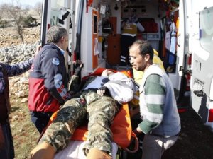 Domuz sanıp arkadaşını vurdu