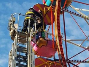 Elektrik kesilince mahsur kaldılar