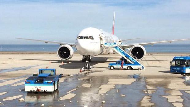 Emirates uçağı Trabzon'a acil iniş yaptı