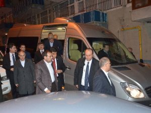 Bakanlardan şehit ailesini ziyaret