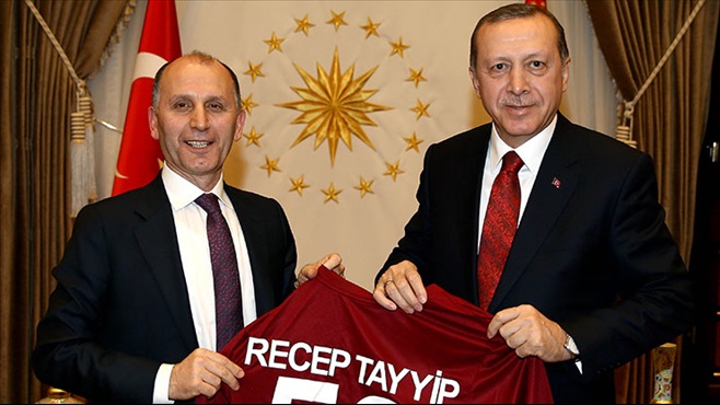 Usta'dan Saray'a ziyaret