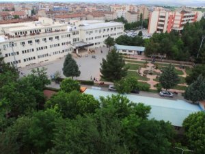 3 akademisyen imzasını geri çekti