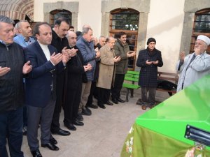 Ayhan Taflan'ın anne acısı!