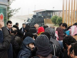 Ateşkes Haberleri sınıra akın ettirdi - Kilis haberleri