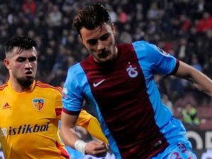 Taraftar Yusuf'u ağlattı