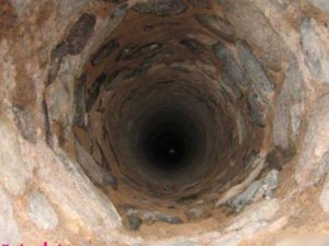 5 kişinin girdiği kuyuda 2 kişi öldü, 3 kişi yaralandı. - Düzce Haber