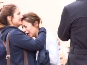 "Ne olur annemi eve götürelim"