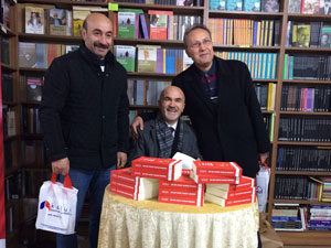 'Şike şike Tapeler'e imza günü