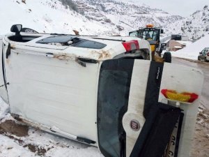 Gümüşhane’de trafik kazasında 3 kişi yaralandı