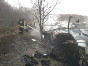TIR devrildi, 2 kişi yanarak can verdi
