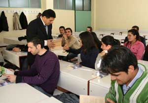 Okutan'dan anlamlı yardım