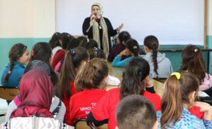 Samsun'lu öğrencilere uyuşturucu semineri