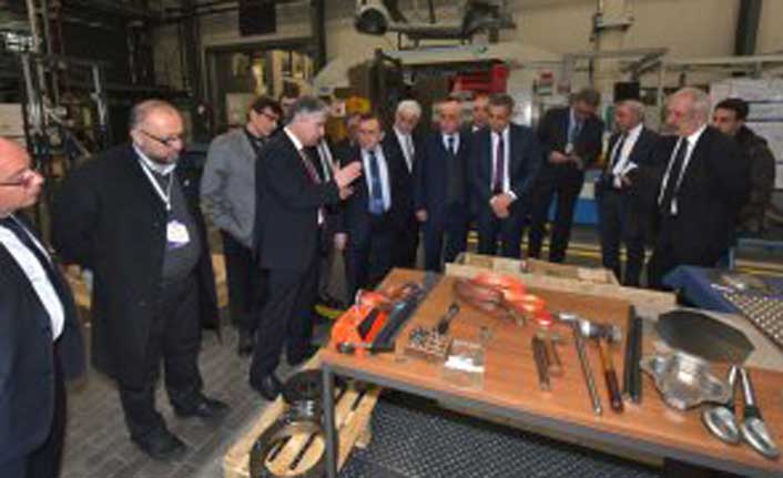 Türk Profesör Almanya'nın sırlarını anlattı!