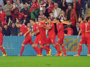 İsveç maçının biletleri tükendi