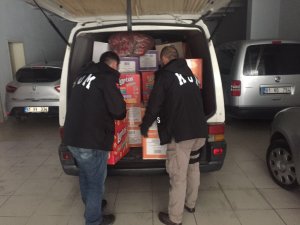 Trabzon'da kek kutusunda kaçakçılık