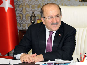 Gümrükçüoğlu'ndan kadınlar günü mesajı