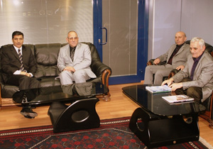 Vali Okutan esnafı dinledi