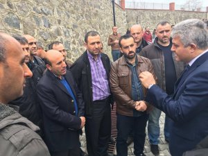 Çimento Fabrikası’ndan çıkarılan işçiler ve vekil arasında ilginç diyalog...