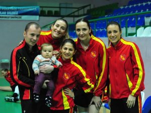 İdmanocağı oyuncularının taraftardan istekleri var