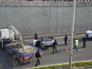 Zincirleme kaza: 3 polis yaralı