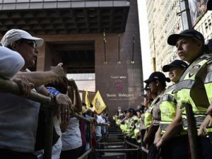 Venezuela'da gösteri...