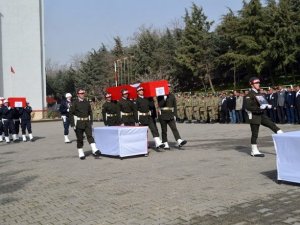 Şırnak şehitleri için tören düzenlendi