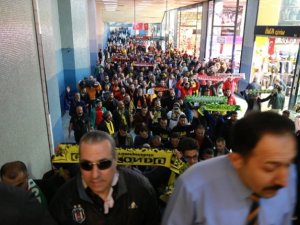 Teröre karşı tüm renkler birleşti