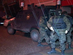 Terör operasyonu: Avukatlar da gözaltında!