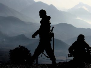 10 terörist daha öldürüldü !