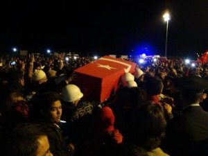 Şehit annesinin feryadı yürekleri dağladı