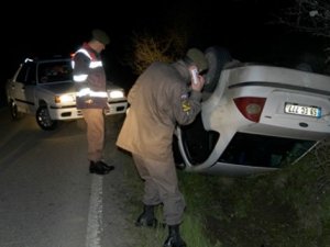 Şarampole girip ters takla attı, burnu bile kanamadı!