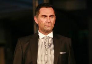 Atilla Saral'a meydan dayağı