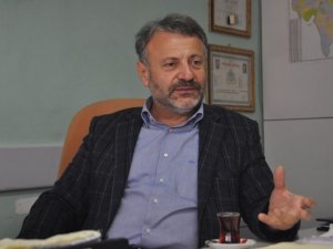 Faruk Kanca: “Akyazı’ya şehir hastanesi yakışmaz“