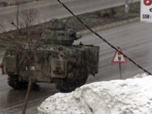 Tanklar o mahalleye girdi