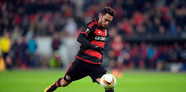 Trabzon'dan Çalhanoğlu'na çağrı