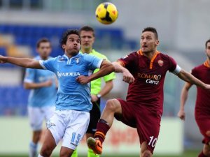 Roma Lazio'yu bozguna uğrattı!