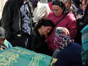 Laptop faciasında ölen çocuğa son veda - Bartın haber