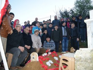 Öğrencilerden şehit mezarına ziyaret - Giresun Haber