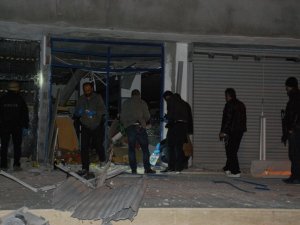 Alışveriş merkezine bombalı saldırı!