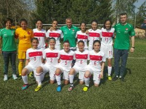 U 15 ler Moldovyayı gole boğdu