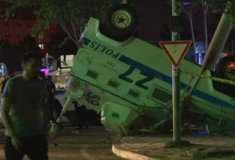 Zırhlı araç devrildi: 3 polis yaralı