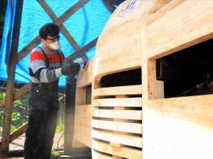 Uzungöl'de Tahtabüs yapılıyor