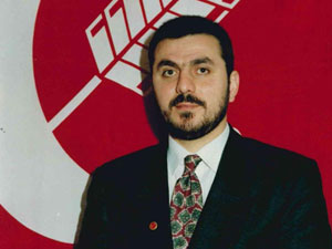 Demirtürk Trabzon'da mezarı başında anıldı