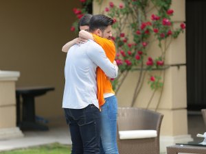 Asla Vazgeçmem yeni bölümde Nur sürpriz peşinde