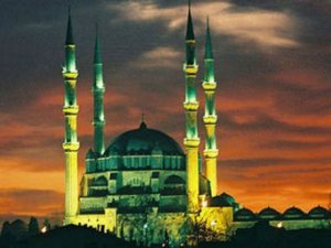 Bu gece Berat Kandili - Nasıl ibadet edilir? hangi dualar okunur?