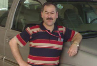 Evinde yıktığı duvarın altında kaldı