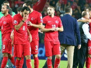 Türkiye İngiltere'ye yenildi