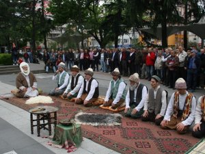 Trabzon'da Ahilik haftası kutlanıyor